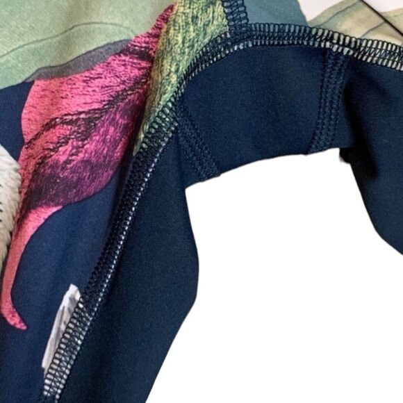 Athleta Abstract Patterned Crop Leggings - Picture 5 of 10